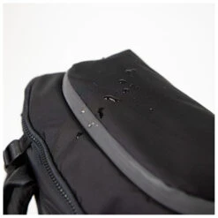 Doughnut Dynamic Large Titan 22 - Daypack -Outdoor Abenteurer Verkäufe doughnut dynamic large titan 22 daypack detail 11