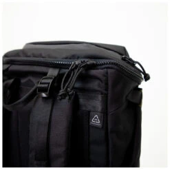 Doughnut Dynamic Large Titan 22 - Daypack -Outdoor Abenteurer Verkäufe doughnut dynamic large titan 22 daypack detail 6